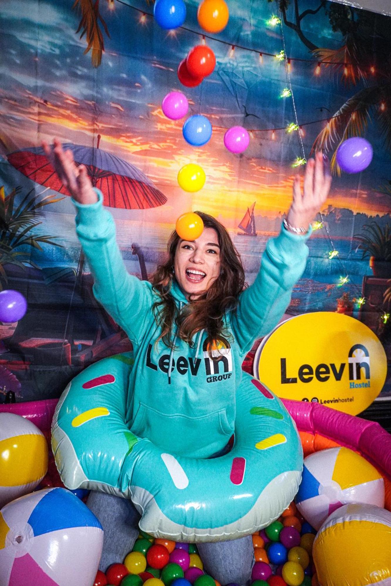 Leevin Hostel George Дублин Экстерьер фото